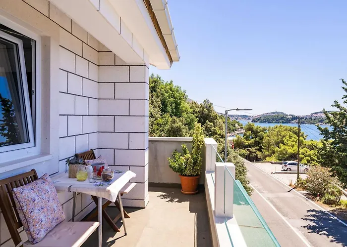 Lovro - One Bedroom With Balcony And Sea View 3 Ragusa